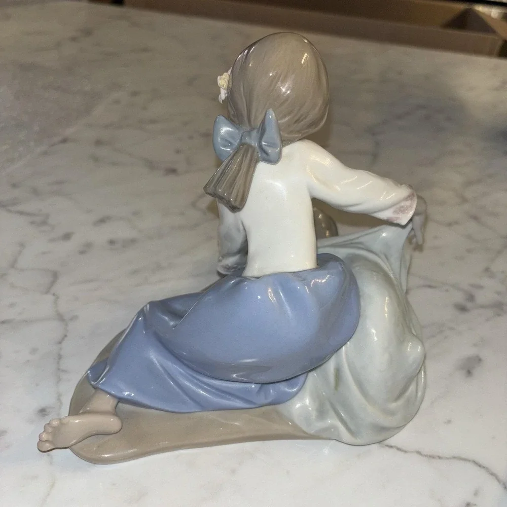 Lladro dog best